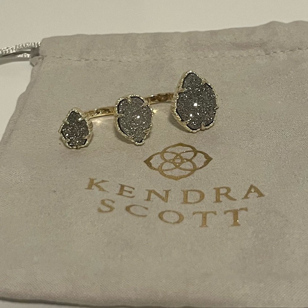 Kendra Scott Gold Triple Teardrop Ring with Gray Druzy